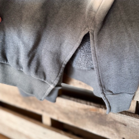 American Eagle Outfitters Green, Gray, and white tie die Sweatshirt - Picture 4 of 5